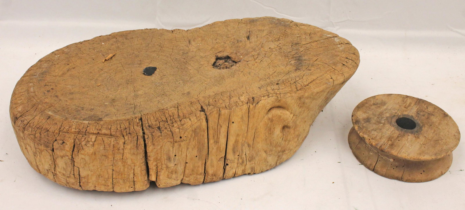 Lot of 2 carved wood items incl spool & burl piece - Matthew Mead collection: Lot of 2 carved wood items incl spool & burl piece - Matthew Mead collection