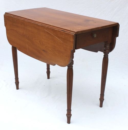36" long ca 1790-1810 period Hepplewhite Hartford,: 36" long ca 1790-1810 period Hepplewhite Hartford, CT cherry 1 drawer dropleaf table w shaped top & turned legs
