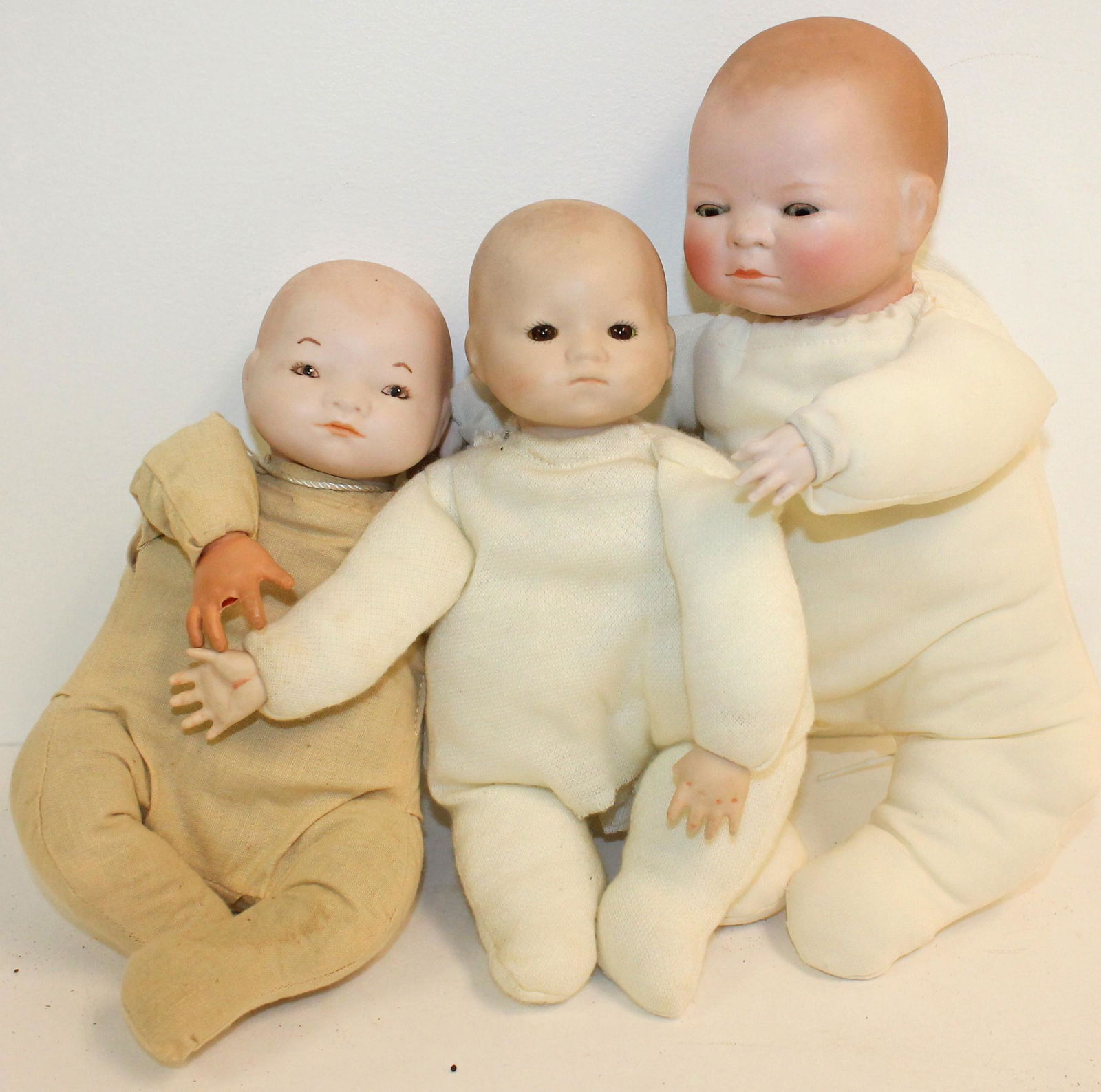 Lot of 3 bisque head Bye-Lo baby dolls - 9"-11" tall (1 of 14)