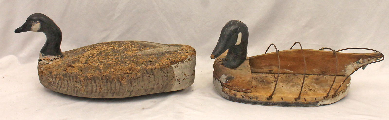 Lot of 2 Goose decoys incl a canvas back (1 of 5)