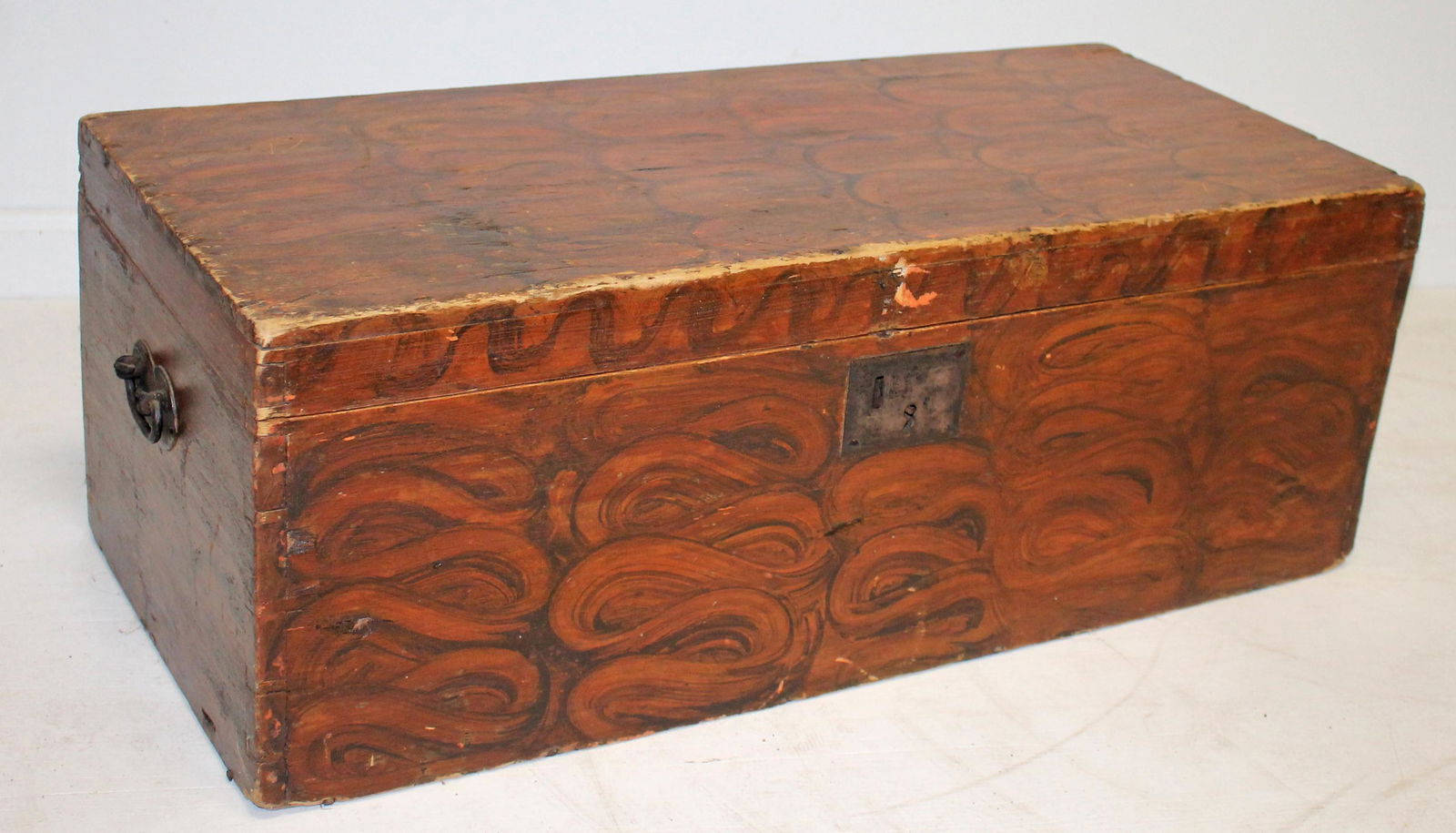 Antique grain painted blanket box - 29 1/4"x13 3/4"x10 3/4" (1 of 4)