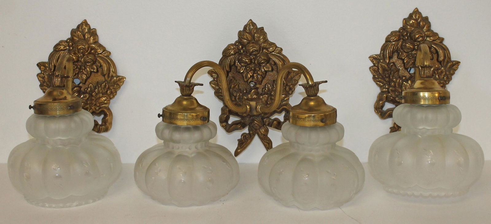 Lot of 3 brass wall sconces w glass shades - 1 double & 2 singles - 9" tall (1 of 7)