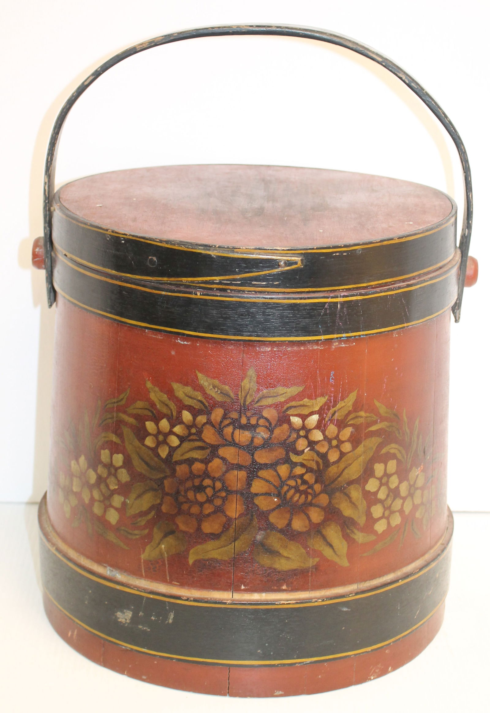 Large finger lapped firkin bucket in red & black paint w floral dec lid & front - 12" x 11 1/4" diam (1 of 8)
