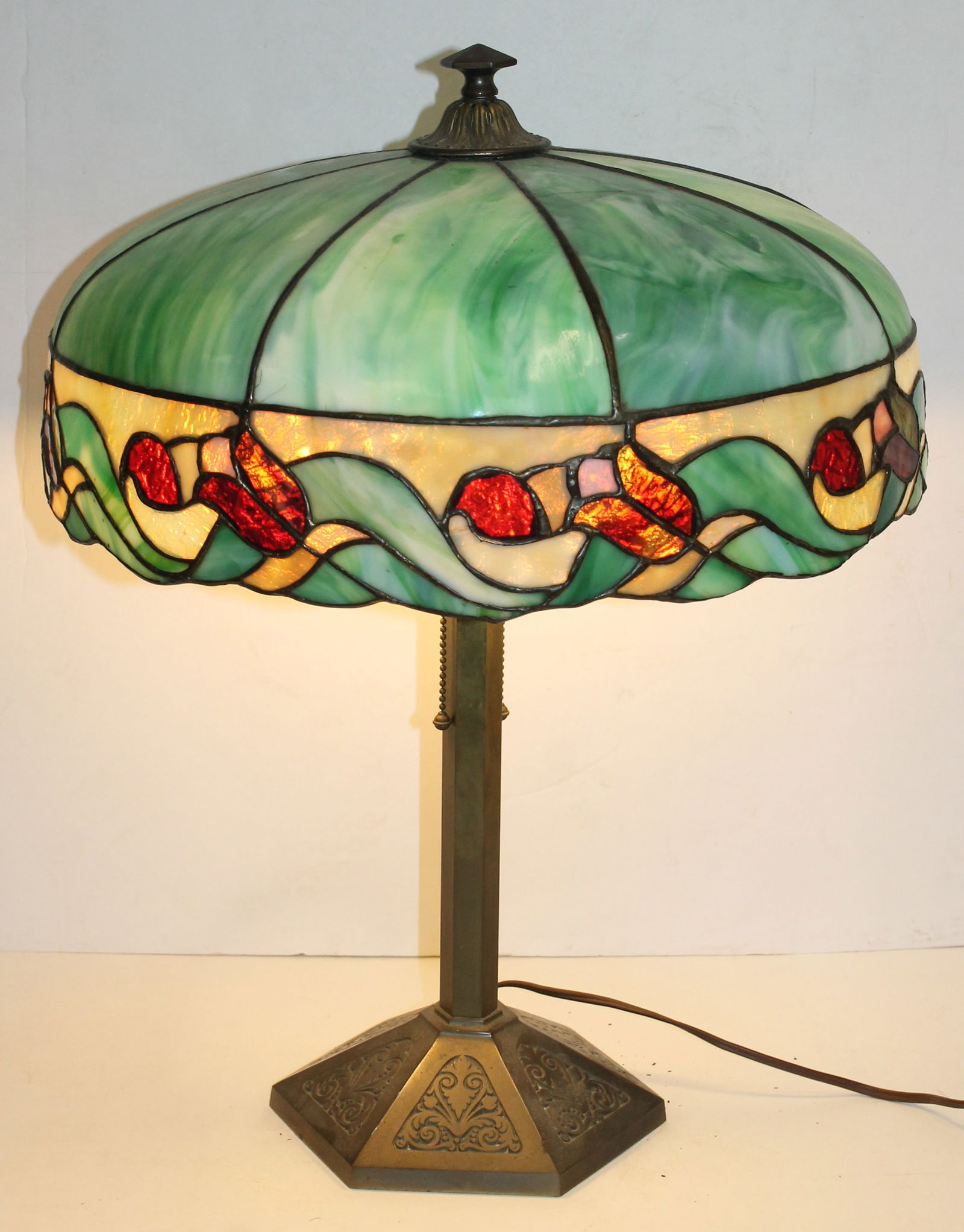 Antique bent slag glass panel lamp in green w red tulip dec border - 16 1/2" diam shade (1 of 6)