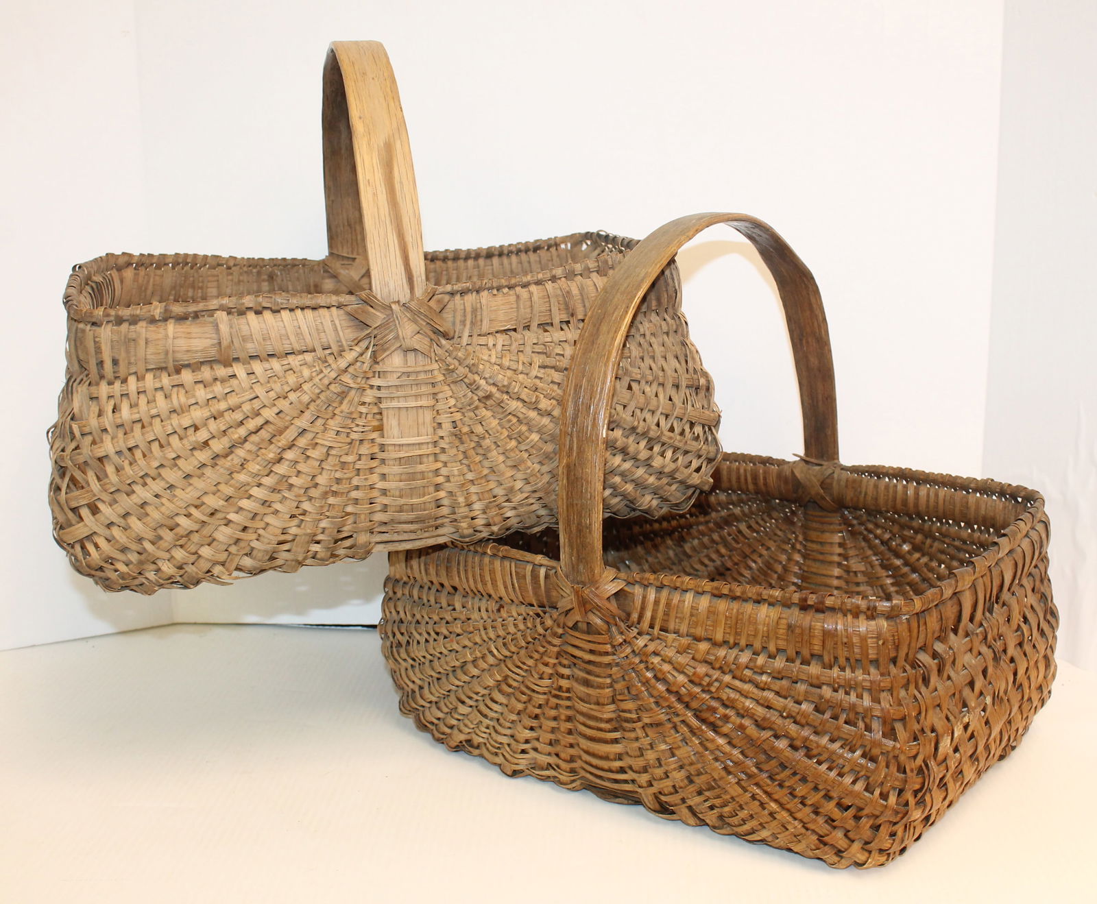 Lot of 2 antique fixed handled gathering baskets - 11"x13 1/2"x10 1/2" & 12" x 13 1/2" x 10 1/2" (1 of 8)