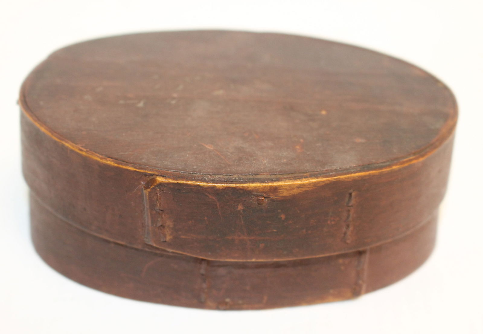 Antique oval pantry box in red paint - 5 1/4"x4" (1 of 6)