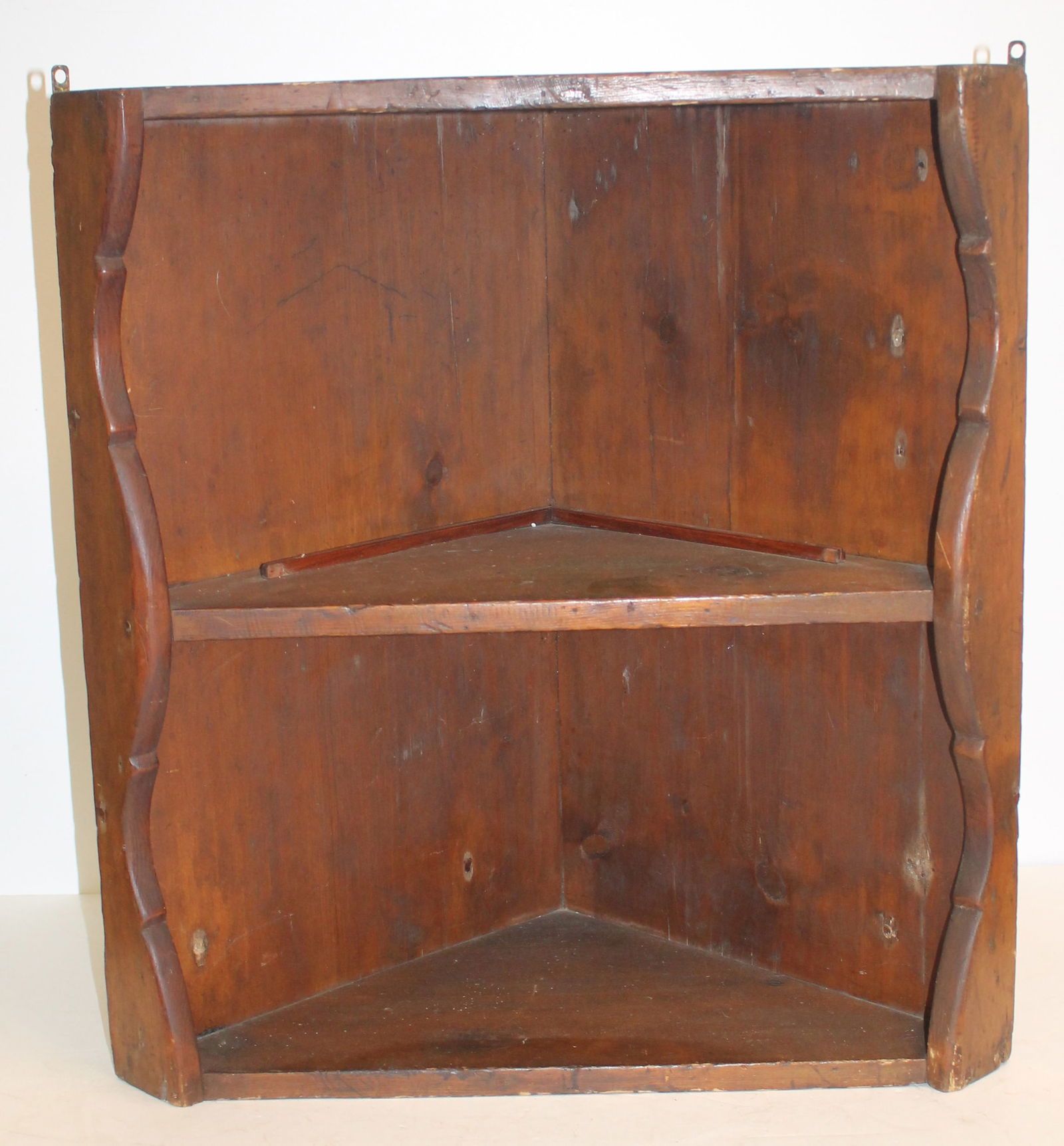 Small antique country pine 2 tier hanging wall corner shelf - 28" tall x 24 1/2" wide (1 of 8)