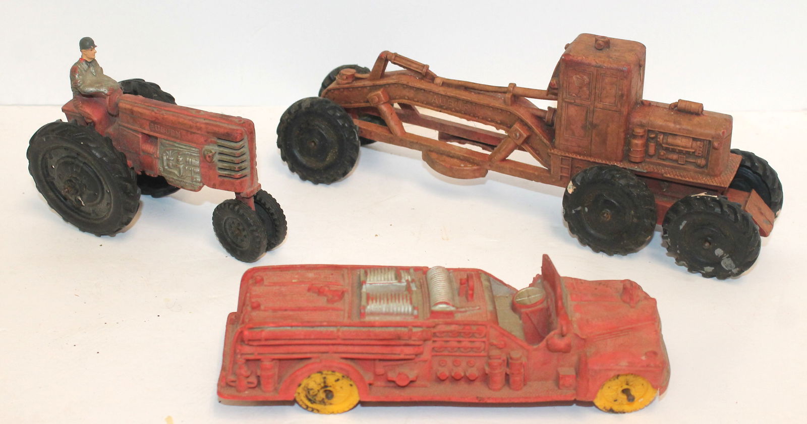 Lot of 3 Auburn Rubber toys incl 6" tractor, 7" fire truck & 10" road grader (1 of 10)
