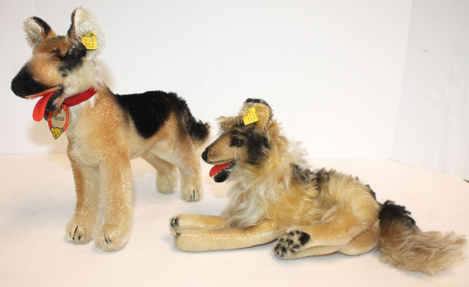 Lot of 2 Steiff dogs "Collie" & "Arco" German Shephard - both w orig tags & buttons in ear - 12" & (1 of 6)