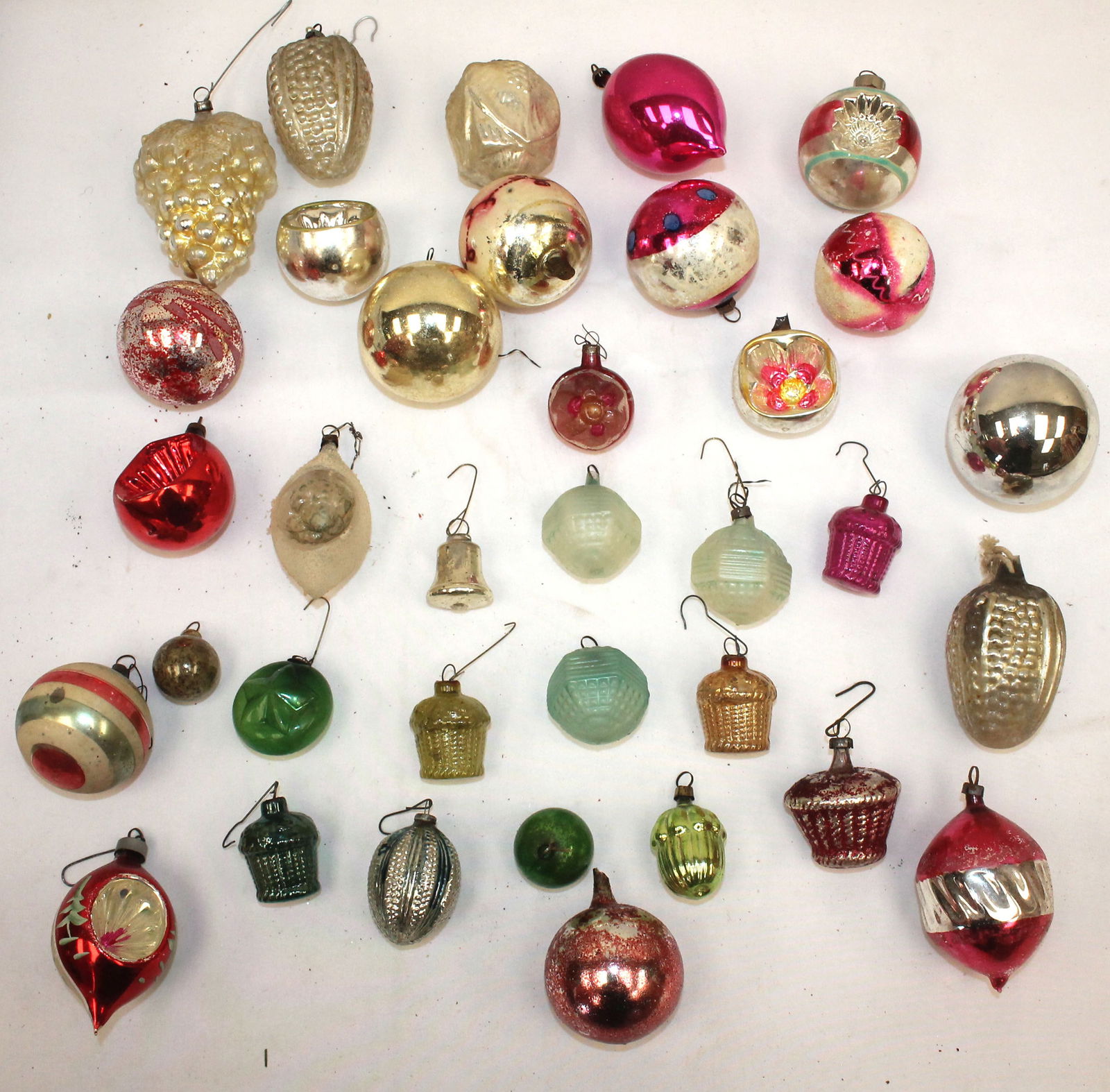 Lot of 20 vintage glass ornaments incl 12 mini cupcakes, plus an assortment (1 of 7)