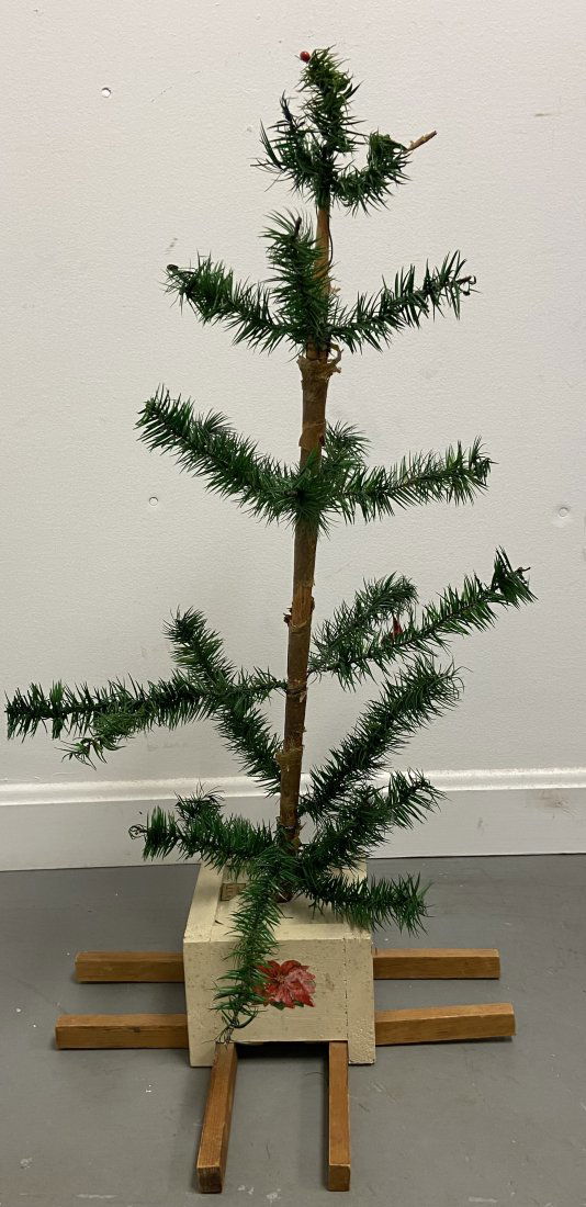 Vintage feather tree in wooden painted stand - with extra wooden painted stand (1 of 6)