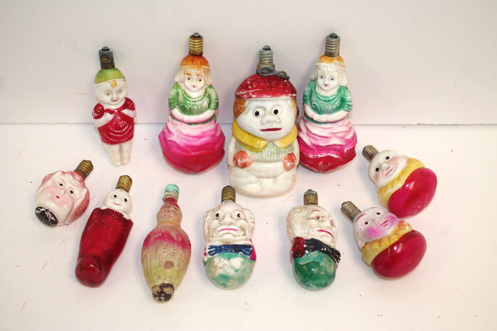 Lot of 11 vintage glass Christmas light bulbs incl people, butterfly, cupcake, etc (1 of 5)