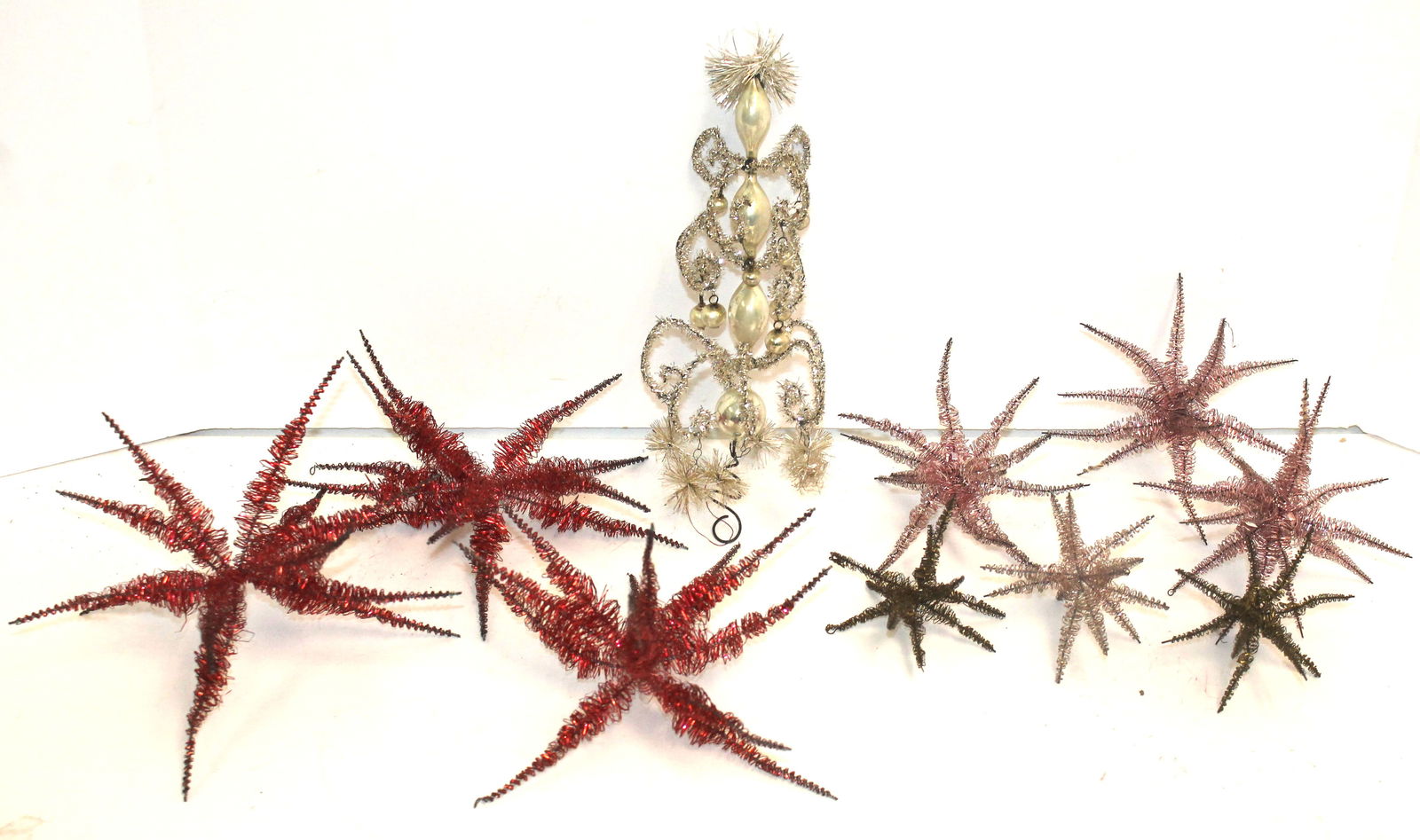 Lot of wire star ornaments plus a wire & glass tree topper (1 of 4)