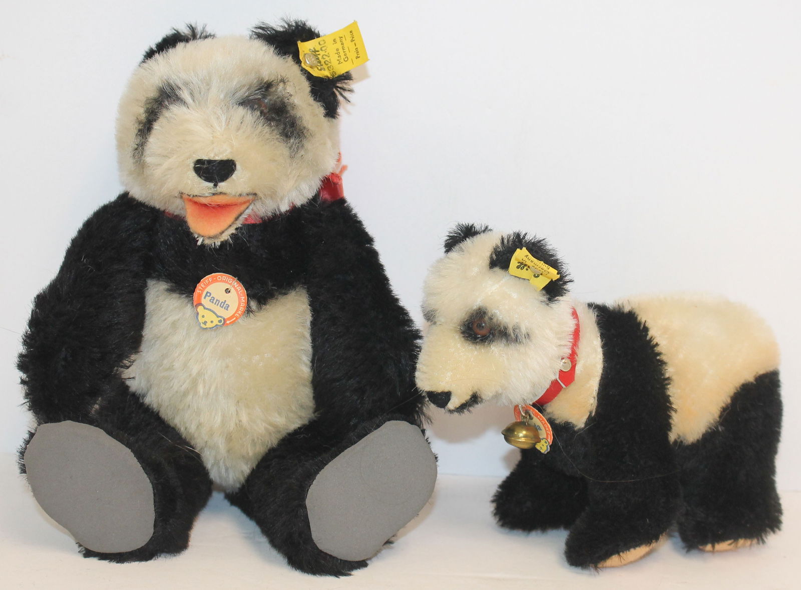 Lot of 2 Steiff "Panda" bears - both w orig tags & button in ear (1 of 7)