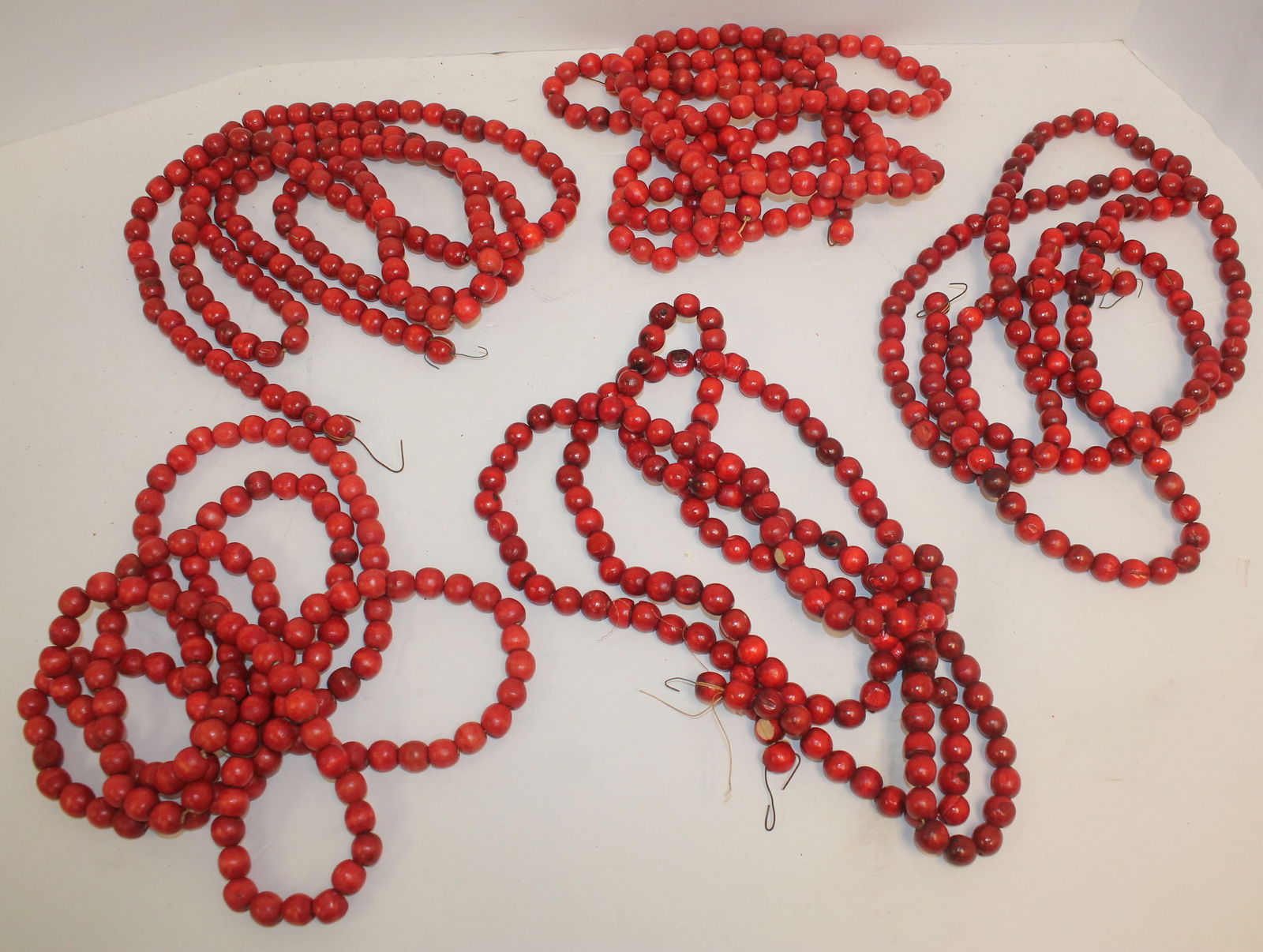 Lot of 5 vintage wooden painted red cranberry garlands (1 of 6)