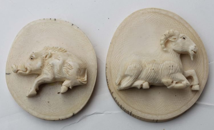 3 Chinese carved ivory pendants - 2 1/4" fish, 2 1/: 3 Chinese carved ivory pendants - 2 1/4" fish, 2 1/2" ram & 2 1/4" boar