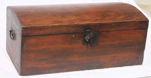 19thC orig grain painted dome topped box/trunk - 2: 19thC orig grain painted dome topped box/trunk - 27" wide x 13" deep x 11 1/2" tall