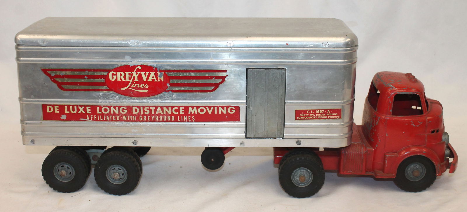 Wyandotte pressed steel Gray Van Lines toy moving truck - 23" long x 9" x 6" (1 of 5)