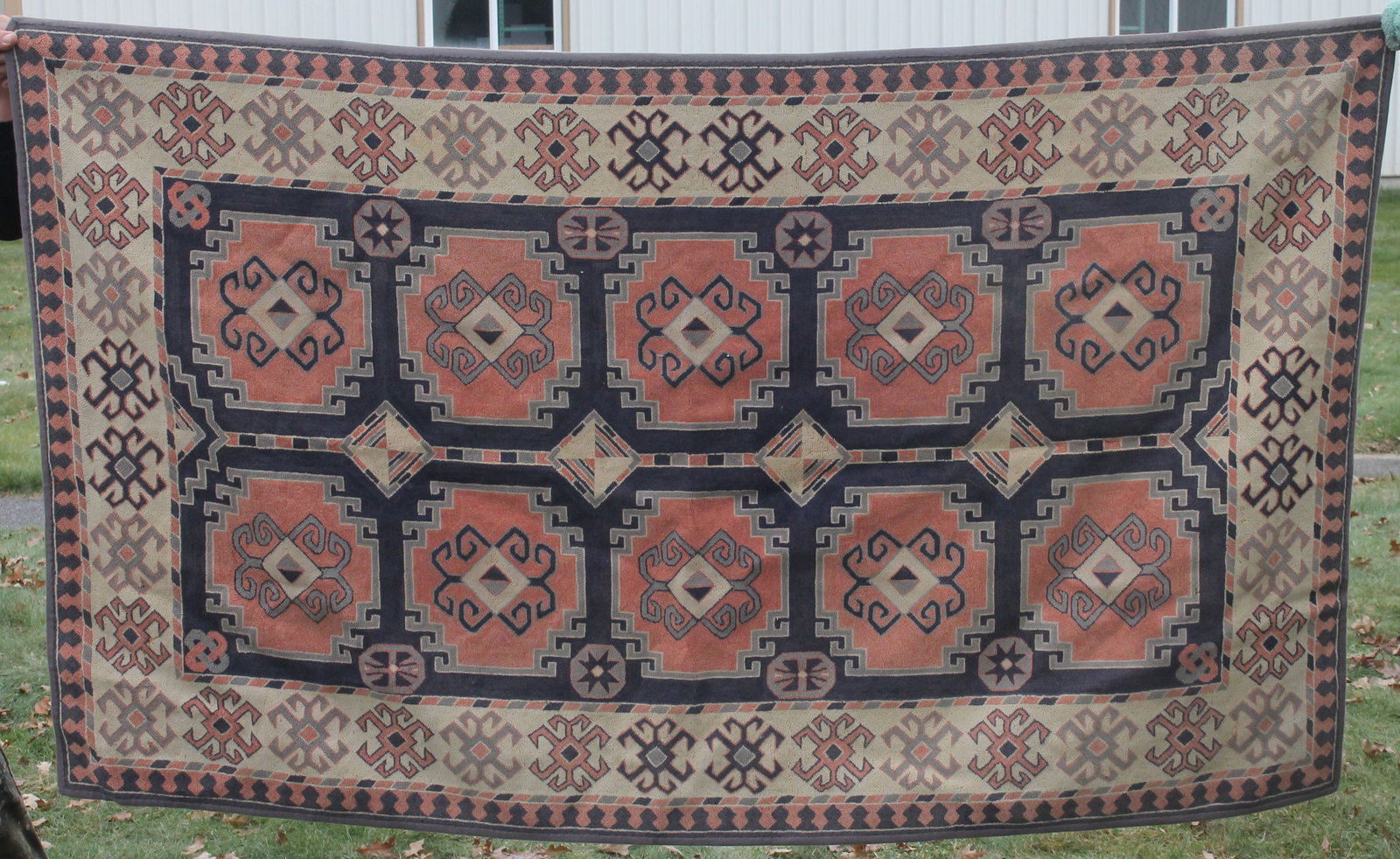 Geometric hooked rug - 3'9"x6'3" (1 of 6)