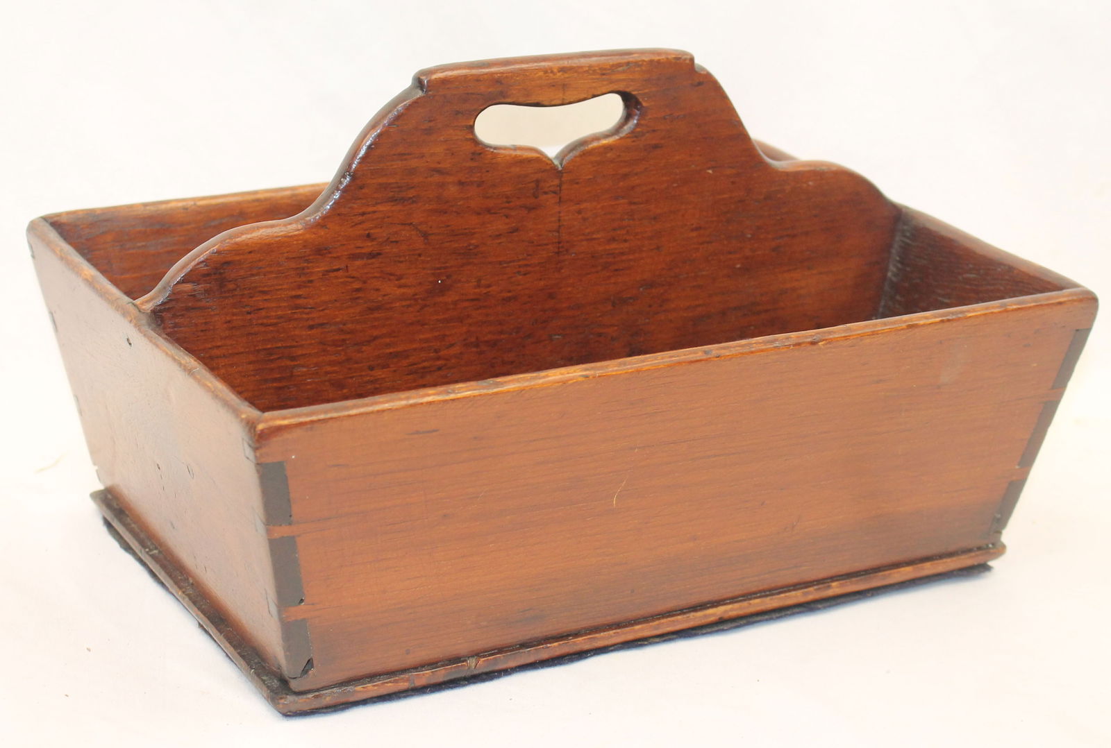 Antique cutlery tray w heart cut out handle - 13 1/4" x 9 1/2" x 7 1/2" tall (1 of 6)