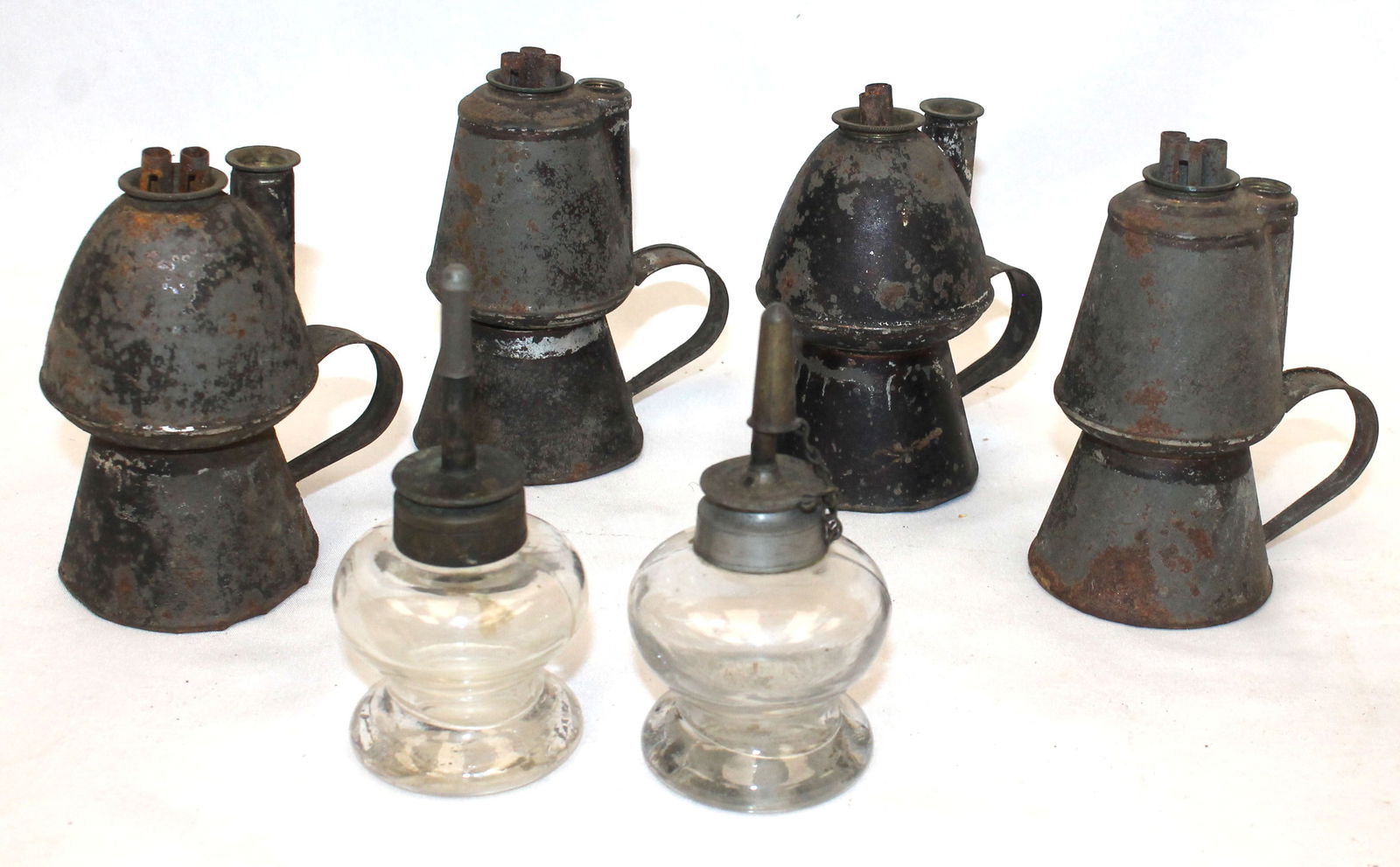 Lot of 6 small whale oil lanters incl 2 glass & 4 tin - approx 3" tall: Lot of 6 small whale oil lanters incl 2 glass & 4 tin - approx 3" tall