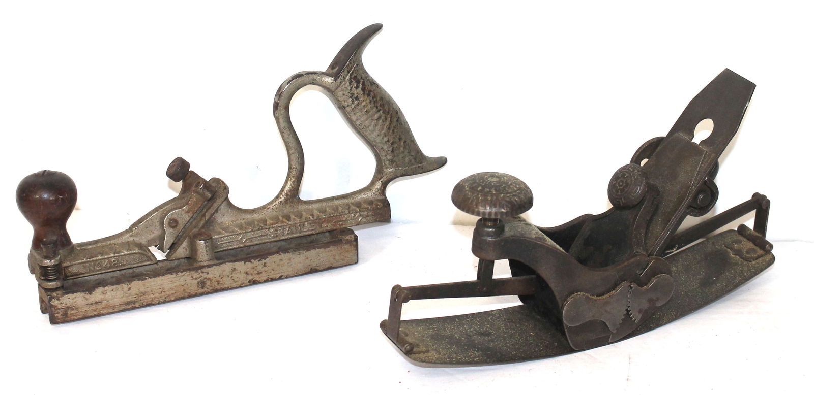 Lot of 2 antique Stanley metal planes incl No.248 rabbet plane & a No. 113 circular plane (1 of 14)