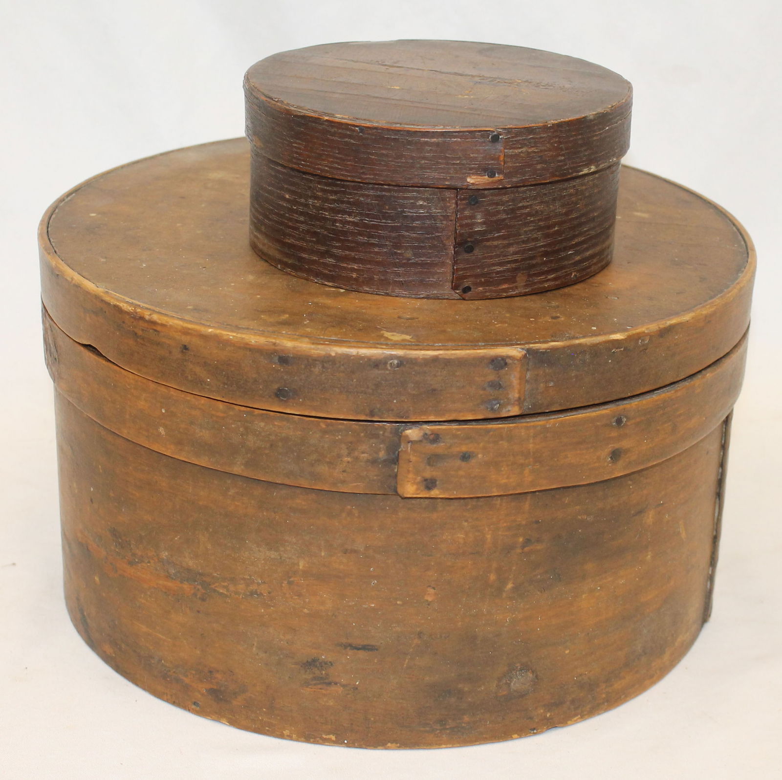 Lot of 2 antique round pantry boxes - as found - 11 1/2" diam x 7" tall & 6" diam x 2 3/4" tall (1 of 6)