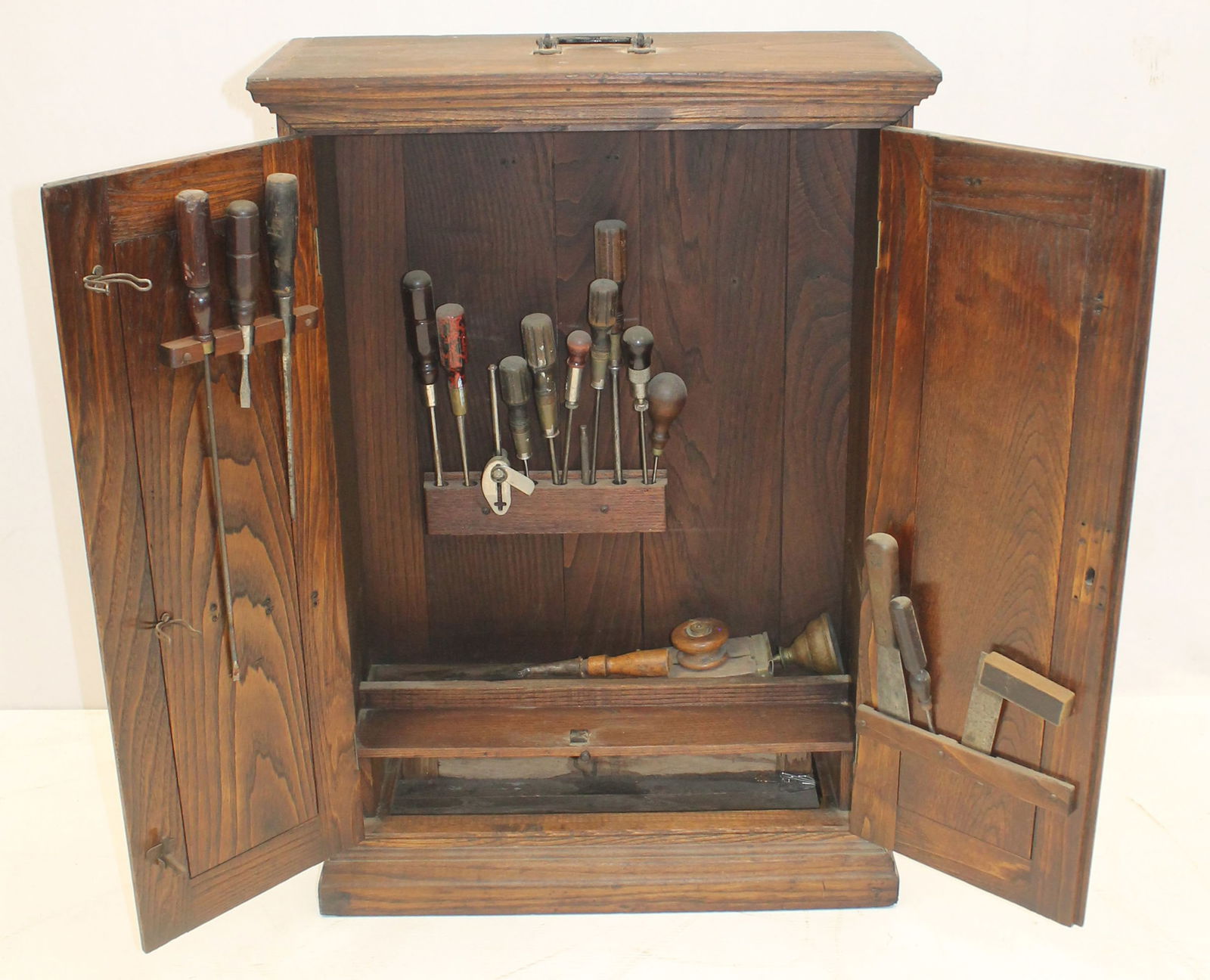 Victorian 2 door tool cabinet w brass carrying handle, fitted interior & tools - 30 1/2" tall x 21" (1 of 8)