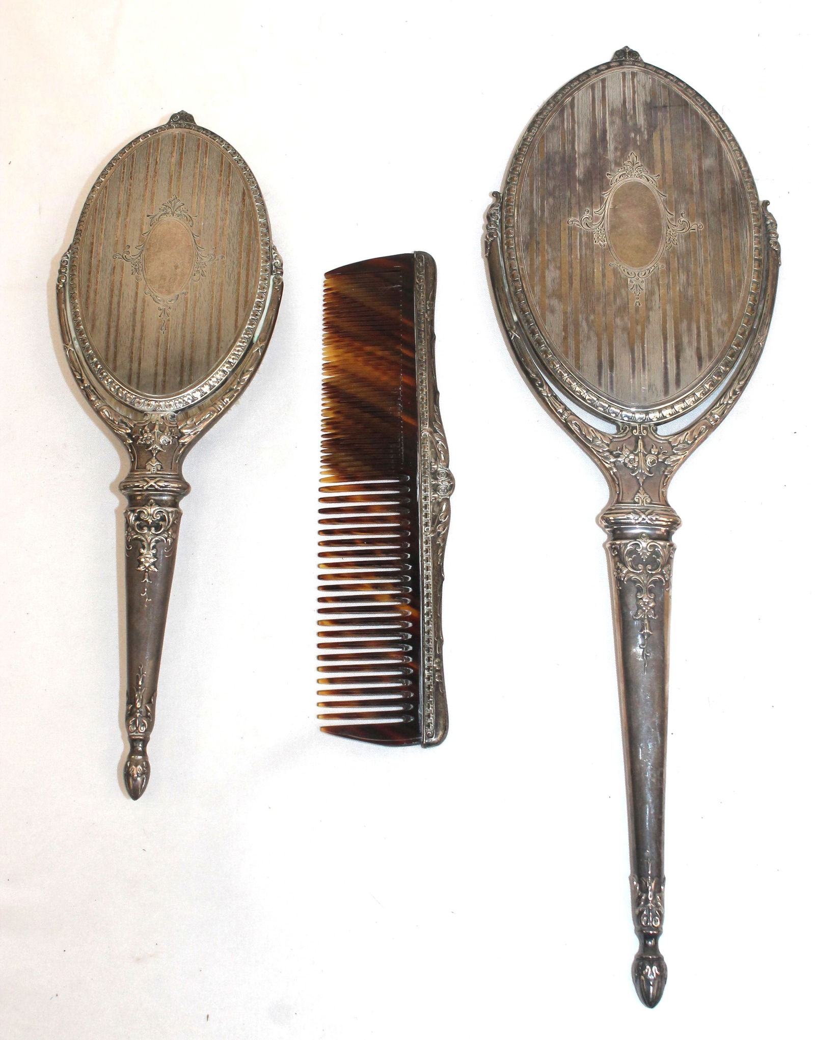 Sterling silver dresser set w mirror, brush & comb - 15", 10" & 7 1/2" (1 of 9)