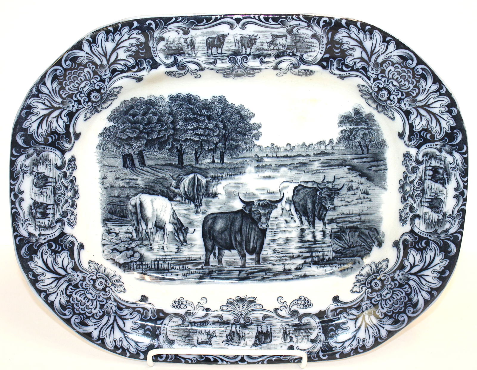 Staffordshire blue transferware platter "Highland Cattle" series, Mintons ca 1875 - 16 3/4" (1 of 4)