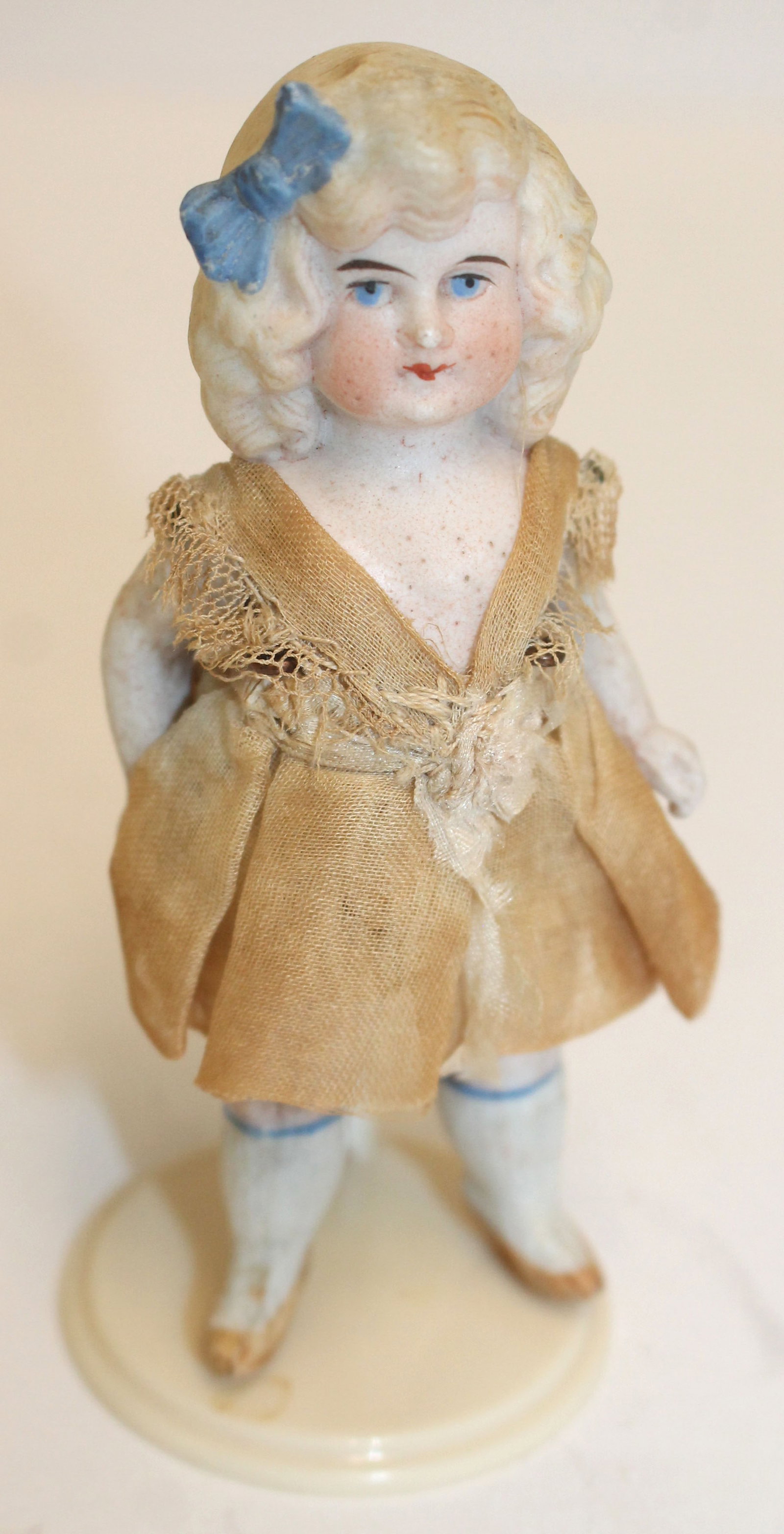German 4" all bisque doll w molded hair: German 4" all bisque doll w molded hair