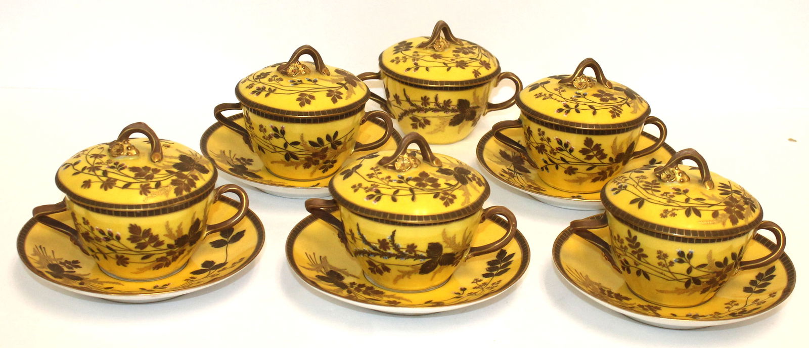 Set of 5 Limoges yellow porcelain soups w covers & underplates (1 of 13)