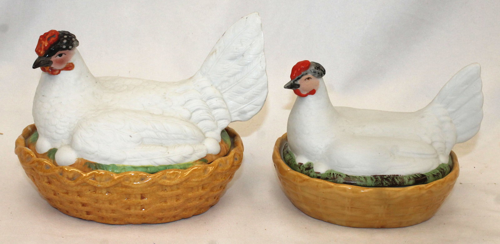 Loot of 2 Staffordshire white hens on nests - ca 1860 - 6 1/2" wide x4 3/4" tall & 8" wide x 6" tall (1 of 7)