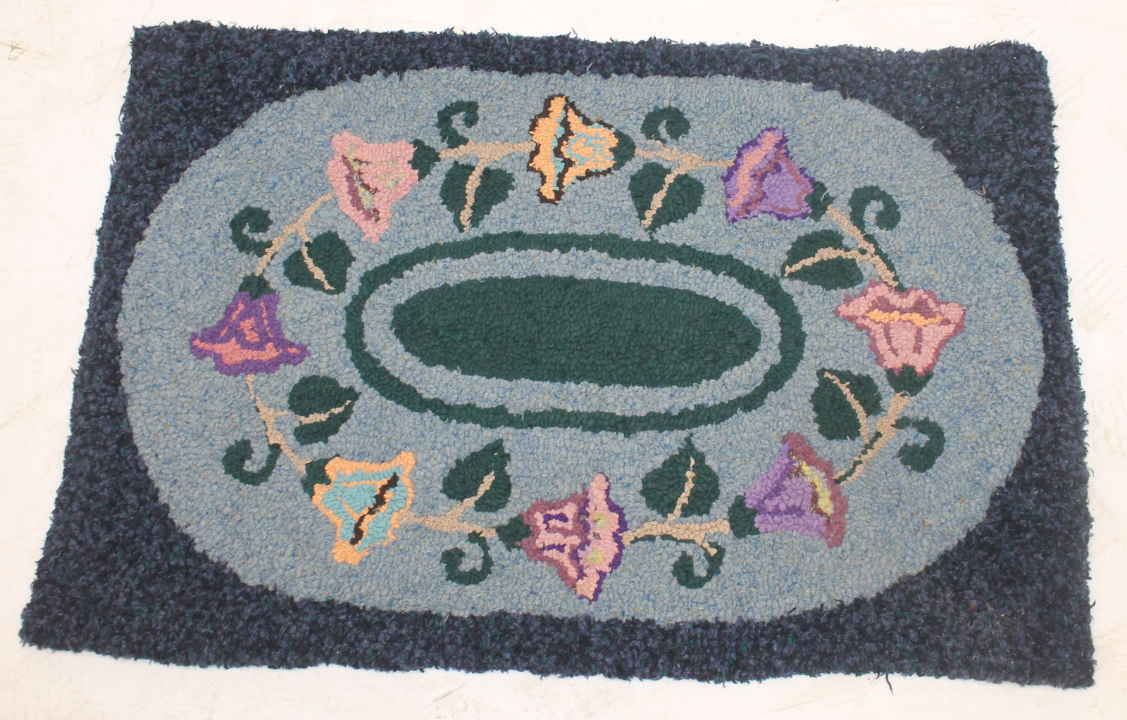 Antique hooked rug in vibrant blue w ring of flowers motif - 22 1/2"x34" (1 of 4)