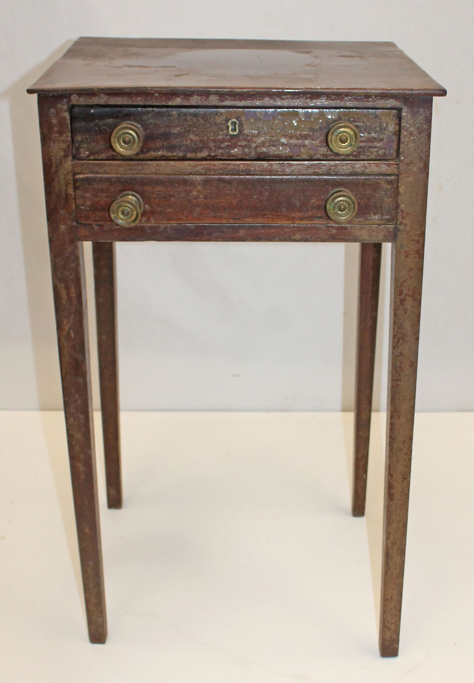 Antique country Hepplewhite/Sheraton transitional 2 dr stand - 27 1/2" tall x 15" wide x 14 1/2" (1 of 7)