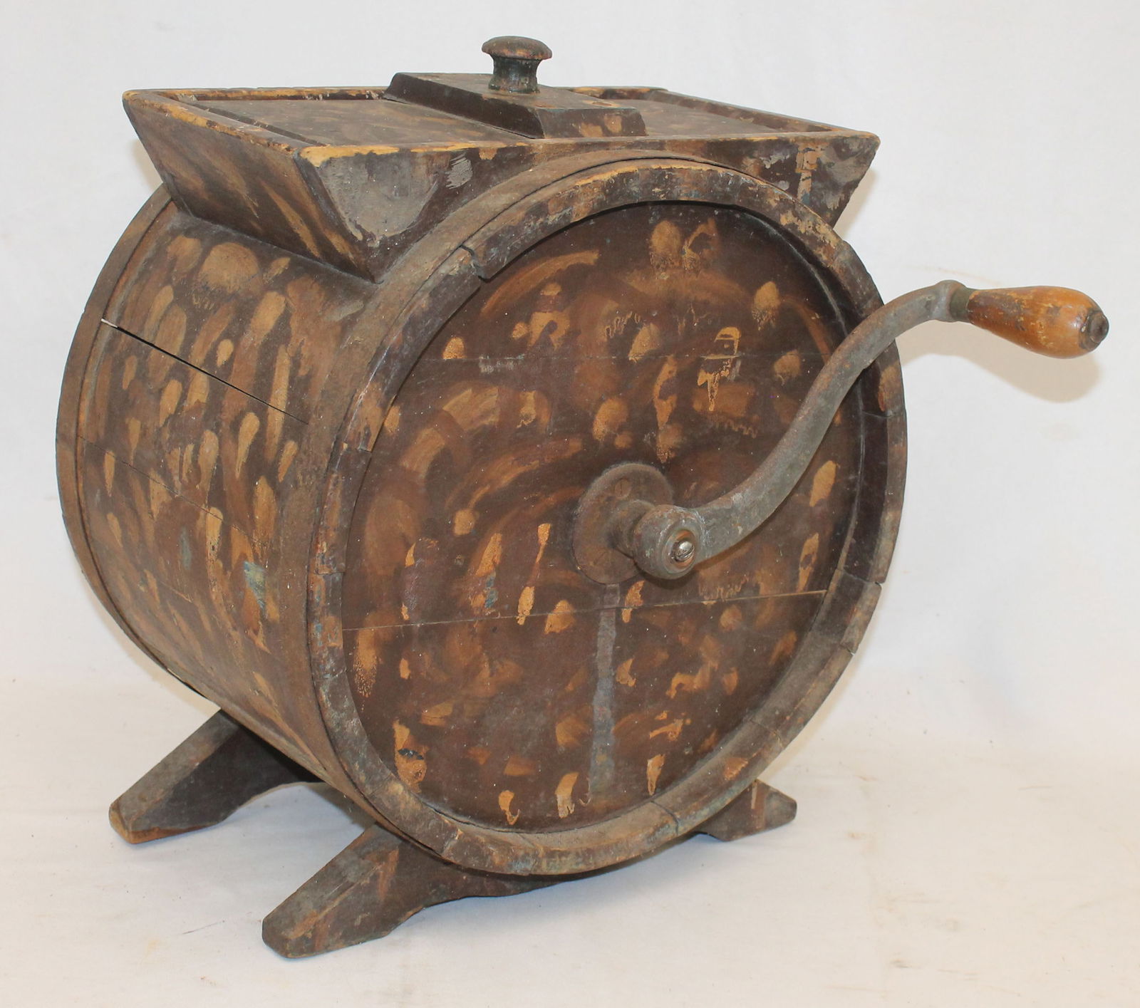 Antique paint dec wooden butter churn - marked Sargent & Co - 14" tall x 13" wide x 8 1/2" deep (1 of 6)