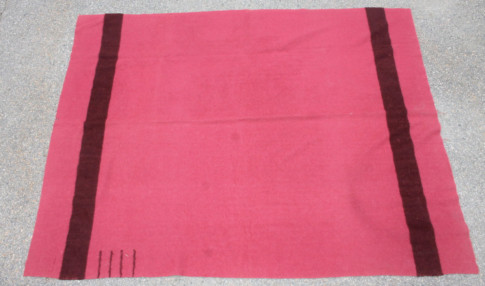 Hudson Bay wool blanket w orig label in raspberry & dark burgundy w 4 full points - 6'x7'5" (1 of 7)