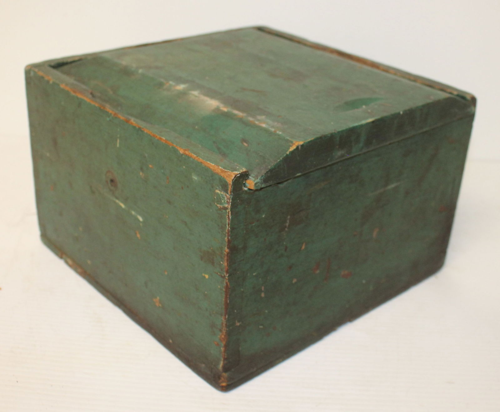 Antique small slide top box in green paint - 7" tall x 10" wide x 10" deep (1 of 4)