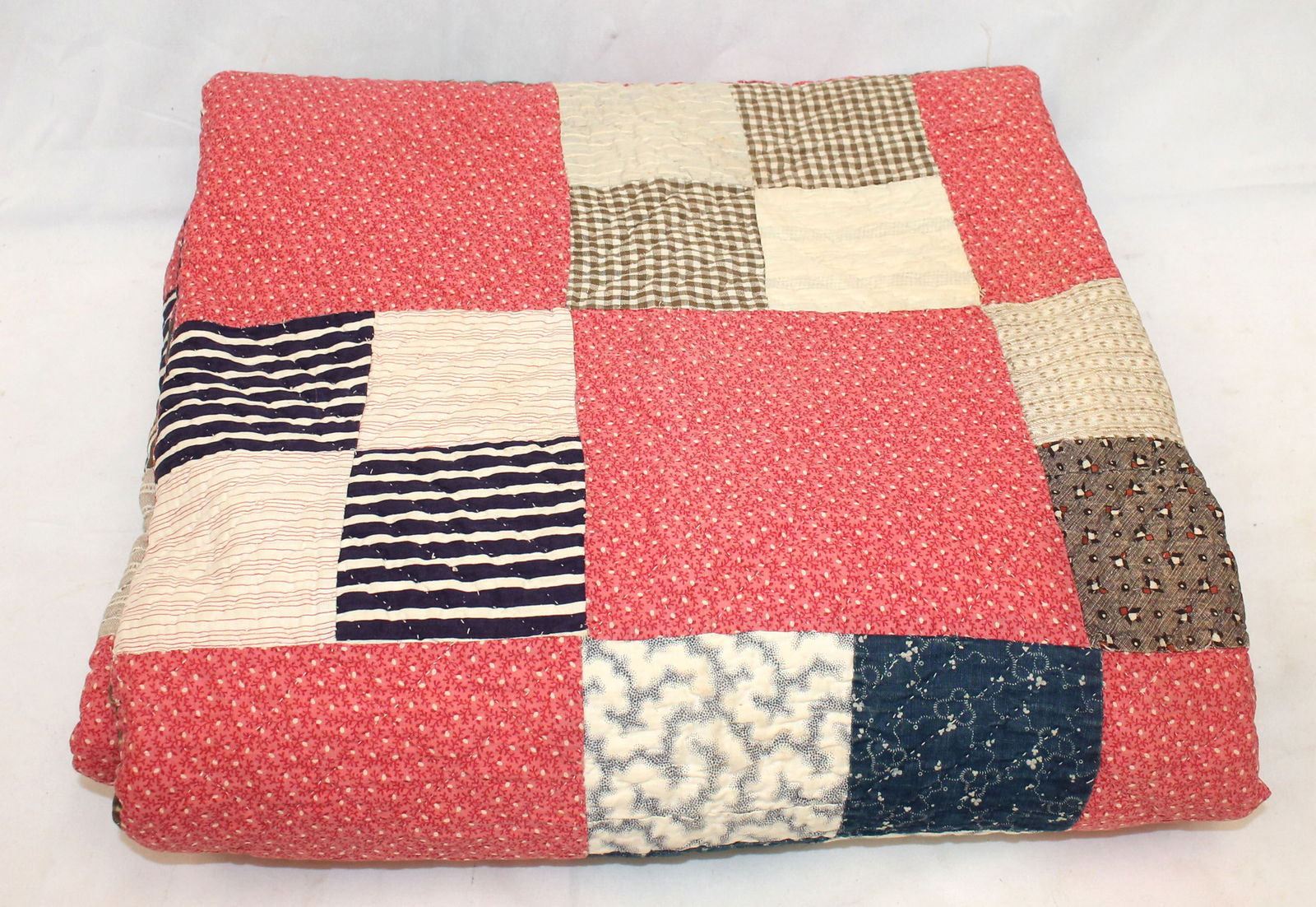 Antique quilt - hand stitched - 66"x96" (1 of 3)