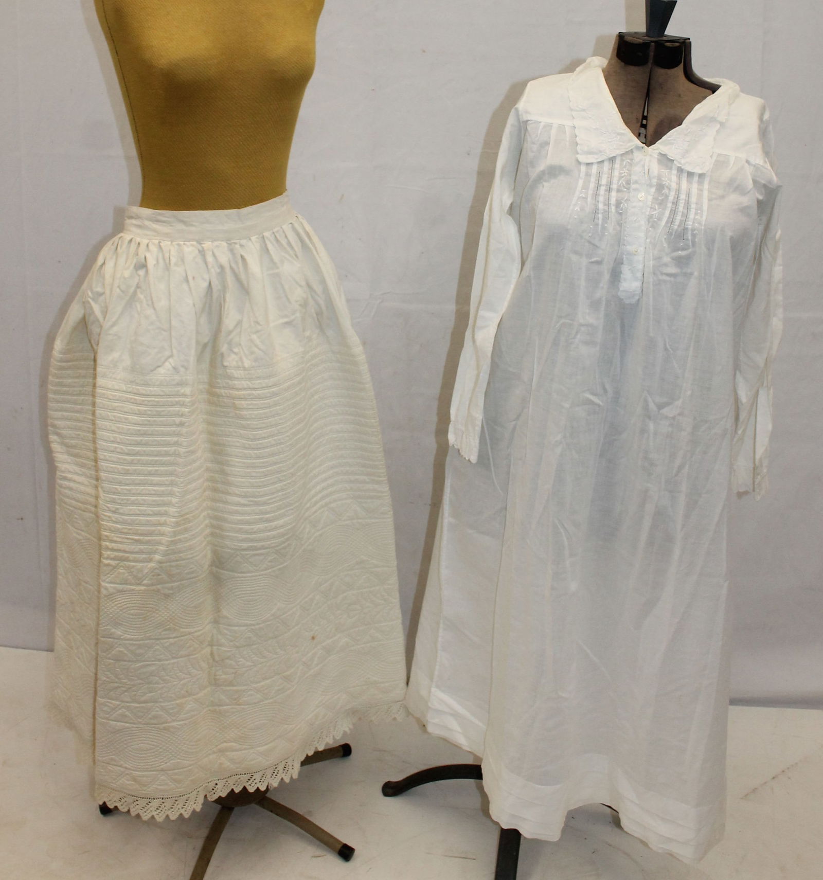 Antique clothing lot incl cotton night gowns, slip, mostly hand quilted petticoat & bonnets (1 of 16)