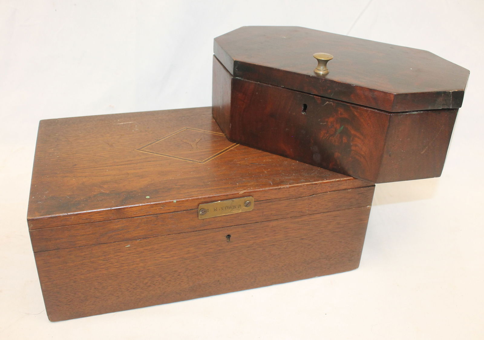 Lot of 2 antique dresser boxes incl octagonal shaped w veneered surface & rectangular w inlaid dec & (1 of 7)
