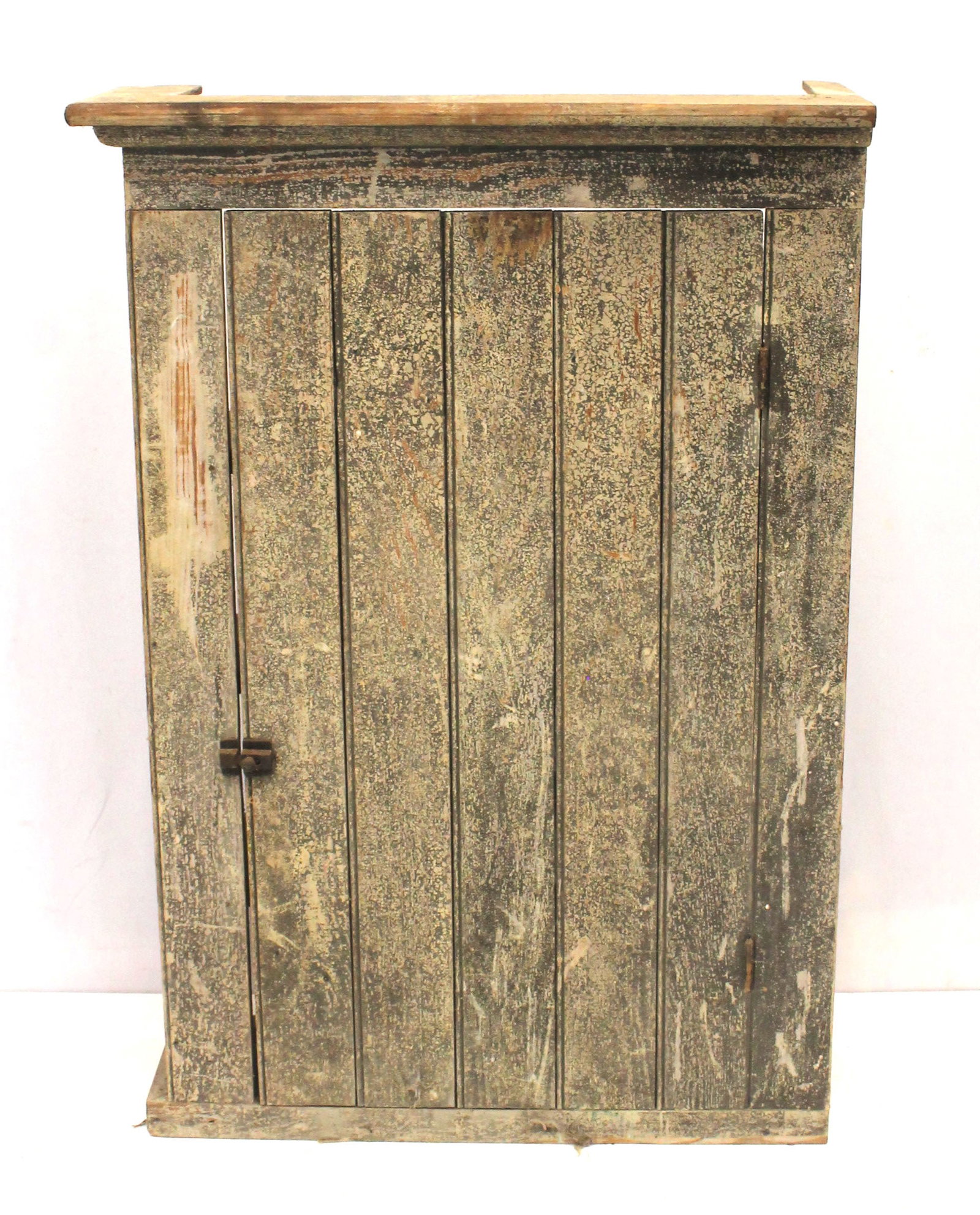 Antique 1 door wall cupboard in crusty gray/green paint - 38" tall x 25 3/4" wide x 9" - as found -: Antique 1 door wall cupboard in crusty gray/green paint - 38" tall x 25 3/4" wide x 9" - as found - no back