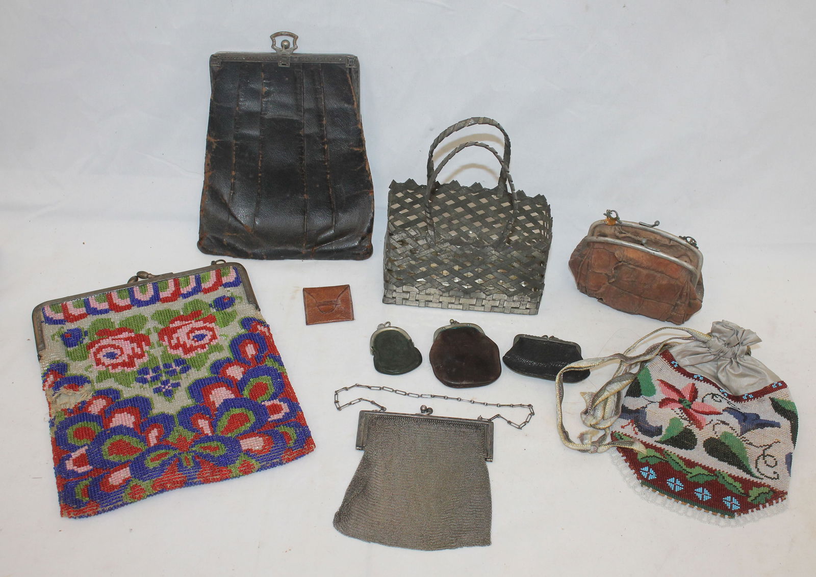 Lot of 7 antique purses incl metal, mesh & beaded plus a change purse form dresser box (1 of 10)