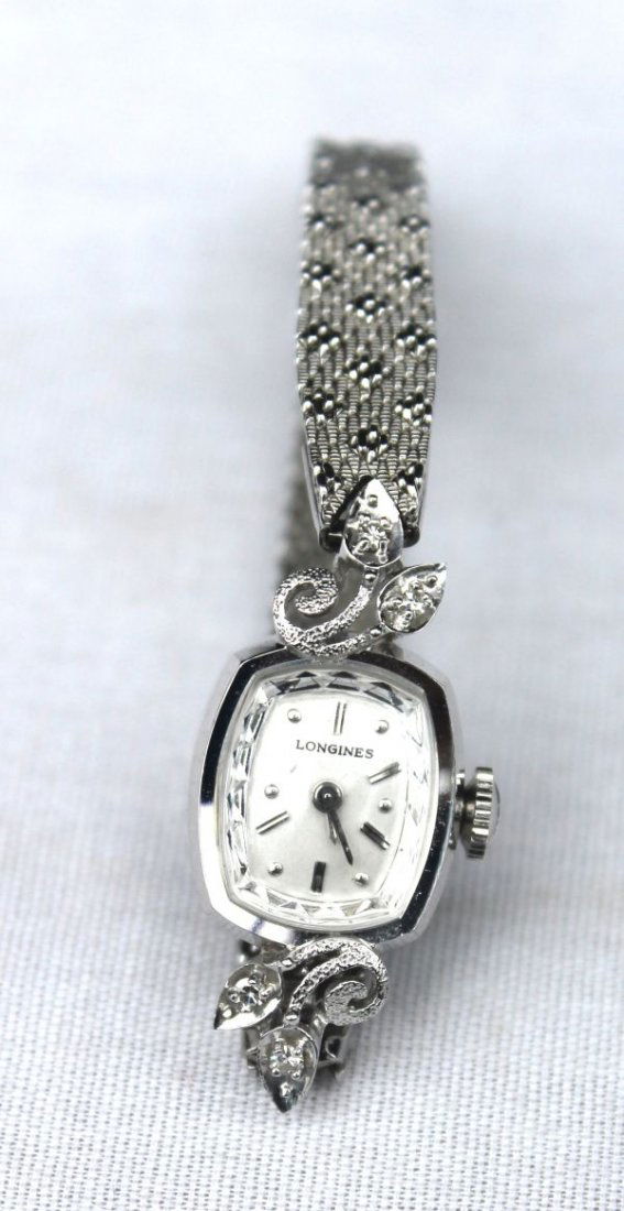 14k gold Longines ladies wrist watch w diamonds: 14k gold Longines ladies wrist watch w diamonds