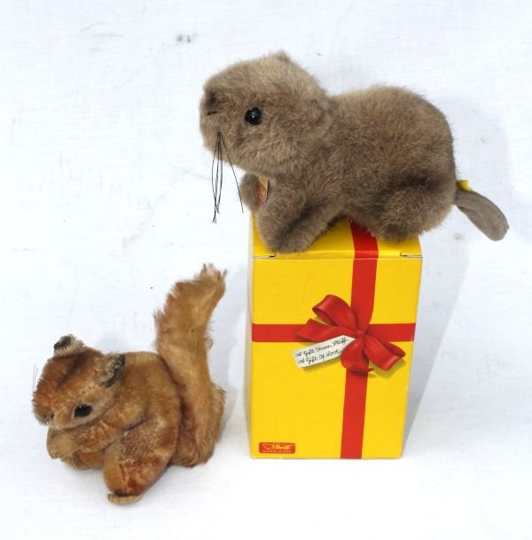 2 Steiff animals - 7" beaver in orig box & 4 1/2" : 2 Steiff animals - 7" beaver in orig box & 4 1/2" red squirrel