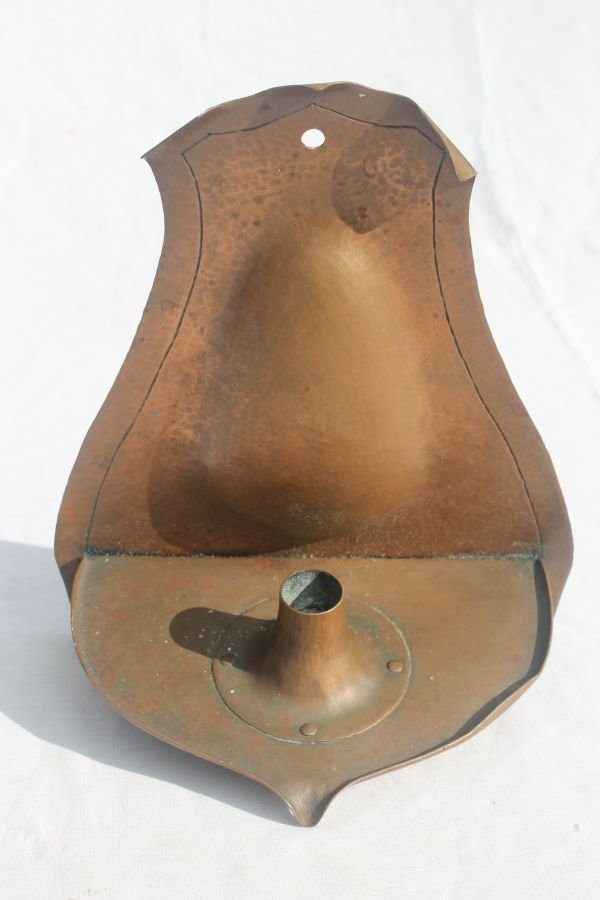 vintage Handel or Stickley Arts & Crafts copper si: vintage Handel or Stickley Arts & Crafts copper single candle wall sconce - 11" tall x 9" wide