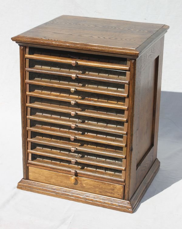 Victorian oak 11 drawer spool cabinet - 25" tall: Victorian oak 11 drawer spool cabinet - 25" tall
