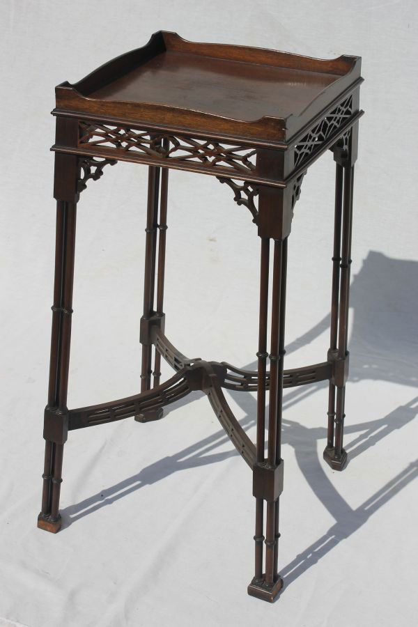 19thC Chinese Chippendale fine form carved mahogan: 19thC Chinese Chippendale fine form carved mahogany kettle stand - 29" tall