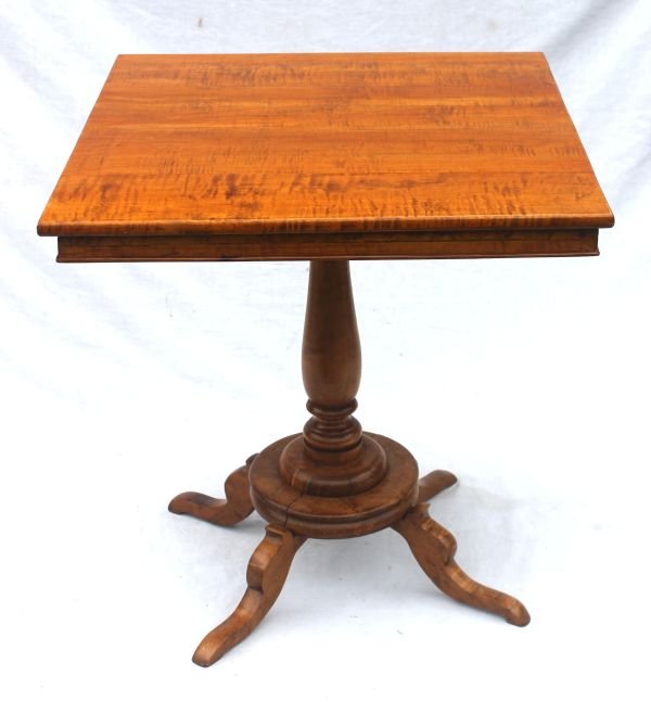 19thC tiger maple & birdseye maple center table -: 19thC tiger maple & birdseye maple center table - 25"x26" top x 26 1/2" tall