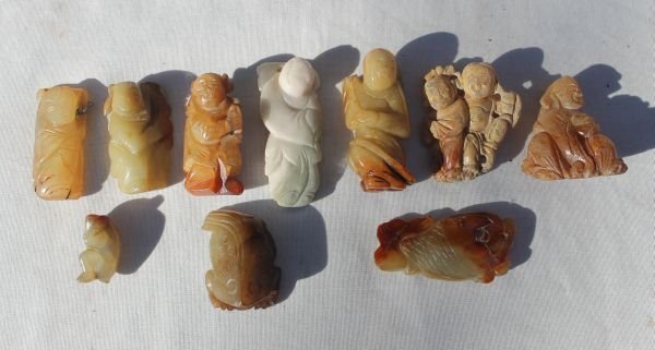 lot of approx 10 Chinese soapstone figures - peopl: lot of approx 10 Chinese soapstone figures - people, animals & fish - sizes range from 1" - 2 1/2"